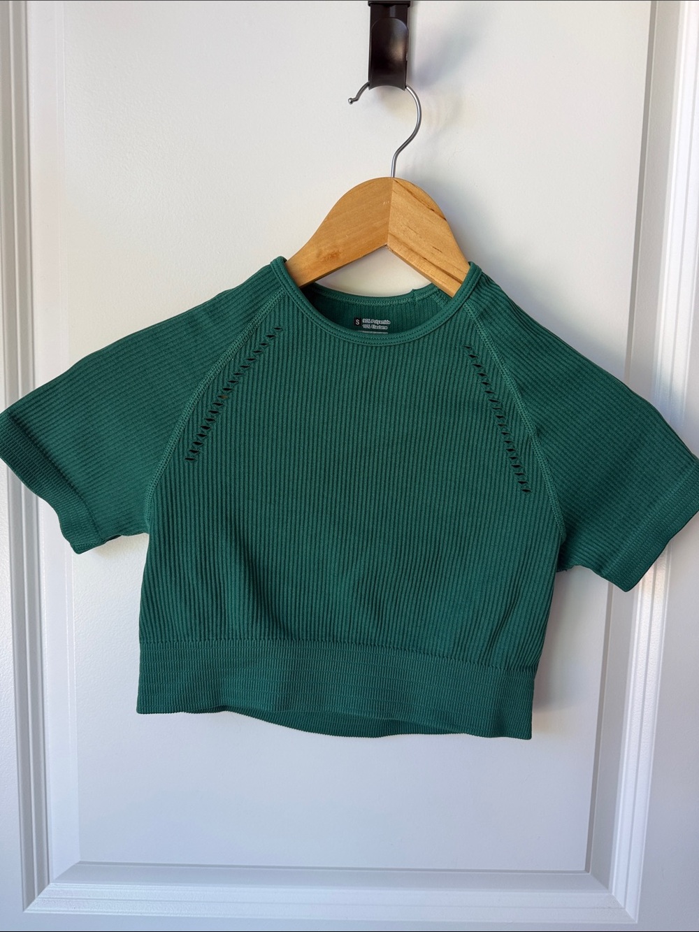 Green Ribbed Workout Crop Top